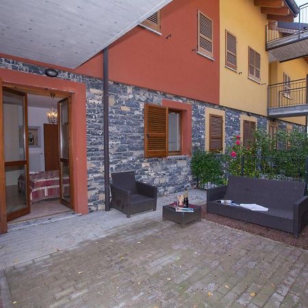 Vista D'Oro Apartments Perledo Екстер'єр фото